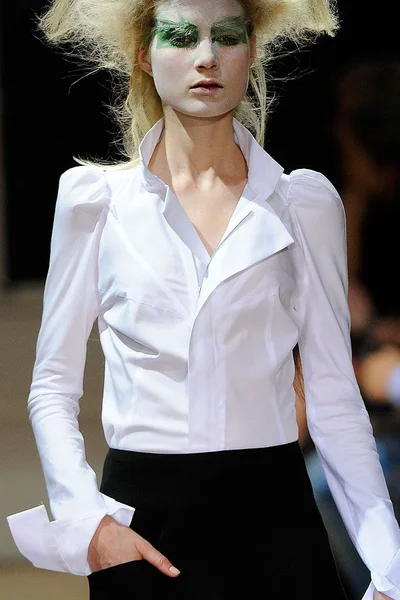 Look 14